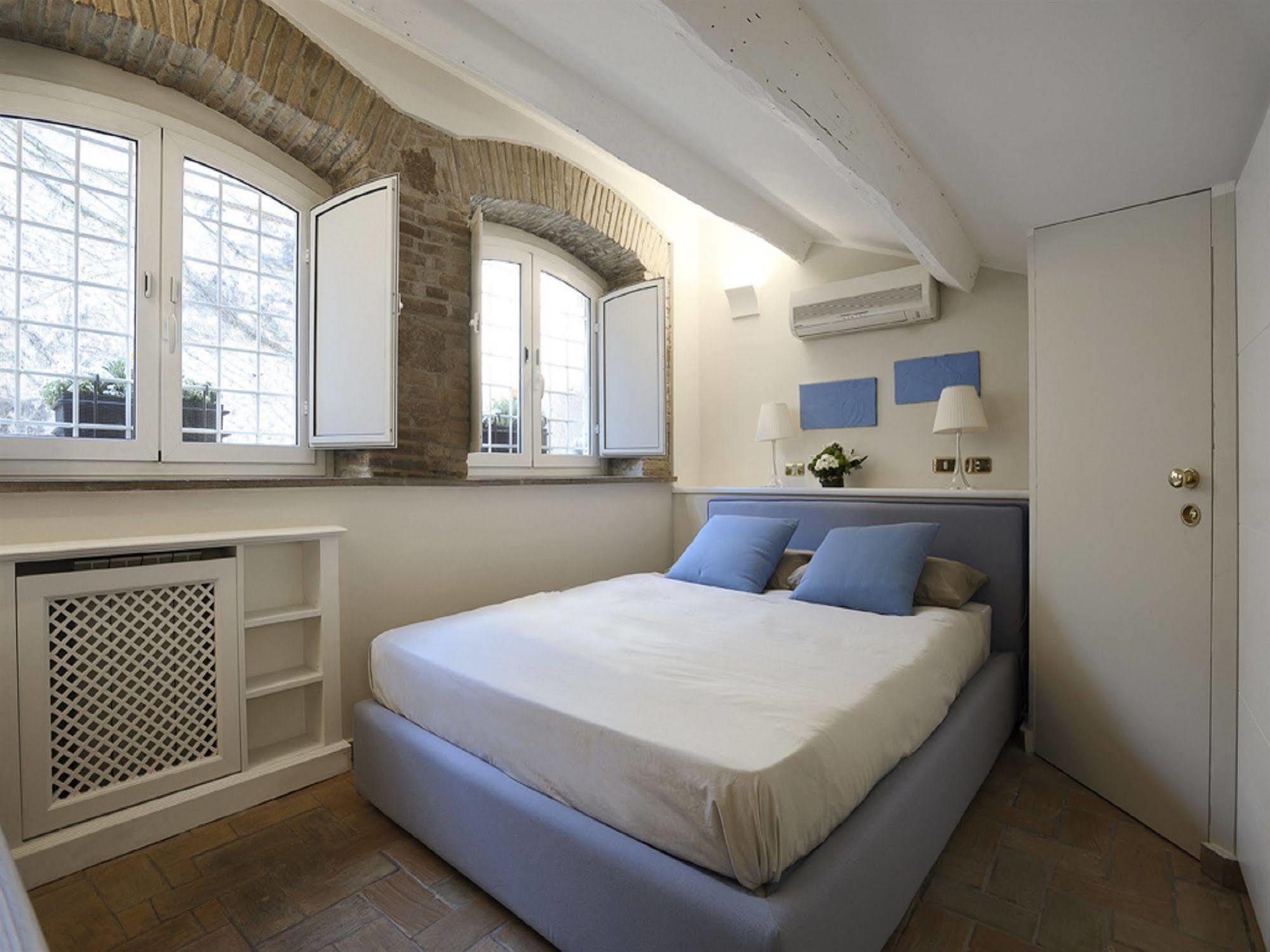 Antiche Residenze Romane Navona المظهر الخارجي الصورة